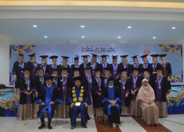 Wisuda Akbar SMAIT Al-Fityan School Medan TP. 2020/2021