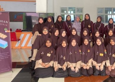 SMA IT Al-Fityan Medan Gelar Pelatihan Hidroponik untuk Tingkatkan Kepedulian Lingkungan