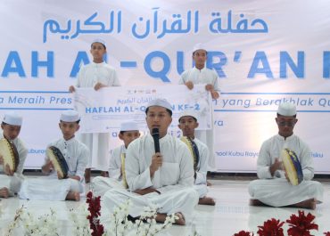 Haflah Qur’an Angkatan ke-2: Momen Haru & Bangga Generasi Qur’ani Al-Fityan Kubu Raya
