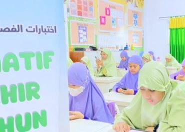 Suasana Semangat dan Khusyuk Warnai Sumatif Akhir Tahun SDIT Al-Fityan Gowa