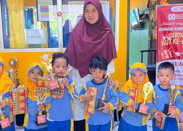 Semarak HUT ke-80 RI, TKIT Al-Fityan Kubu Raya Gelar Beragam Lomba Seru untuk Siswa dan Orang Tua