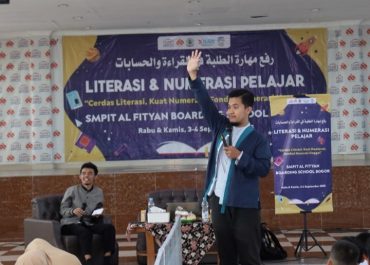 Generasi Unggul SMPIT Al-Fityan Bogor Diperkaya dengan Gerakan Literasi dan Numerasi