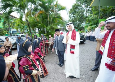 Dubes Kuwait dan Delegasi Kuwait Awqaf Publik Foundation Kunjungi Al-Fityan School Gowa