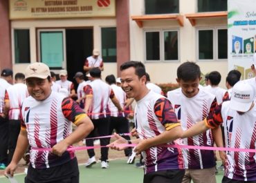 Al-Fityan Boarding School Bogor Gelar Team Building untuk Perkuat Harmonisasi Pegawai