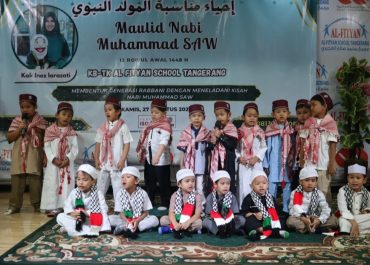 Penuh Keceriaan dan Edukatif, KB-TK Al-Fityan School Tangerang Gelar Peringatan Maulid Nabi 1448 H Lewat Dongeng dan Tarian Kreatif