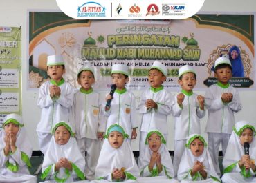 Lantunan Shalawat dan Keceriaan Warnai Peringatan Maulid Nabi Muhammad SAW di TKIT Al-Fityan School Gowa