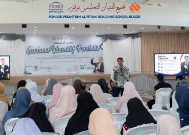 Inspirasi Pembelajaran Bermakna, Al-Fityan Boarding School Bogor Gelar Seminar Interaktif Pendidik dalam Rangkaian Satu Dekade