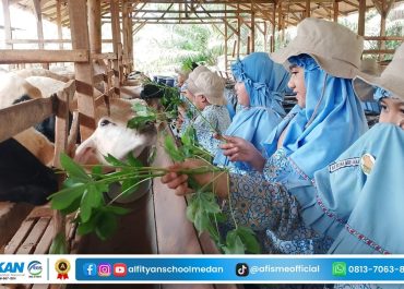 Pengalaman Edukatif dan Menyenangkan, SDIT Al-Fityan School Medan Gelar Field Trip Kelas IV ke Alifa Farm