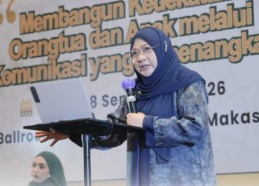 Seminar Parenting Nasional Yayasan Al-Fityan Cabang Gowa dan BSI Hadirkan dr. Aisah Dahlan, Perkuat Komunikasi Menenangkan untuk Keluarga